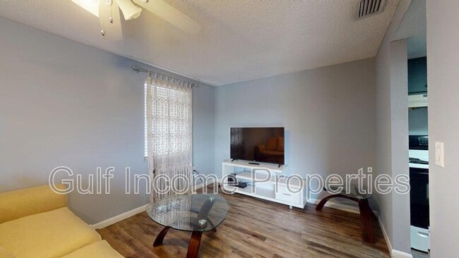 Photo - 5026 Water Oak Dr