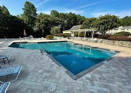 Photo - 27 Matawan Cir