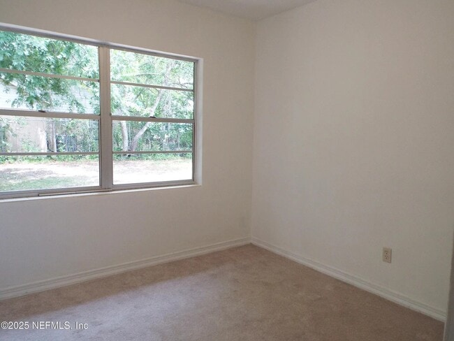 Photo - 122 Husson Ave