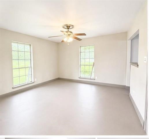 206 N Main St