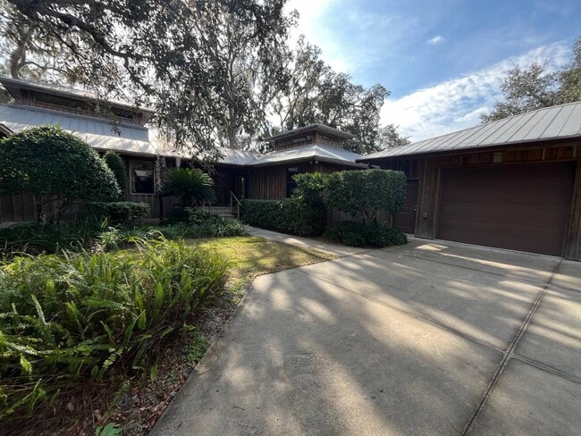 Photo - 1741 Camp South Moon Rd