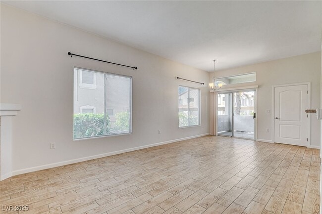 Photo - 2305 W Horizon Ridge Pkwy Unit 1914
