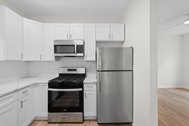 Photo - 3 Edison Pl Unit 1