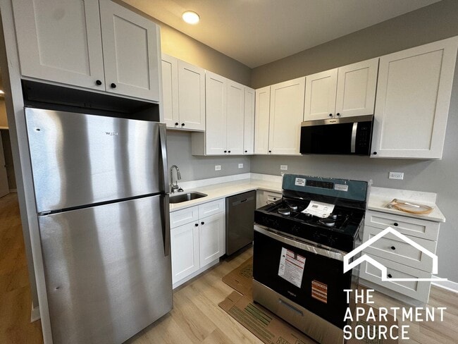 Photo - 4007 W School St Unit E