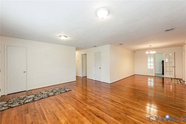 Photo - 2604 Sunnybrook Rd