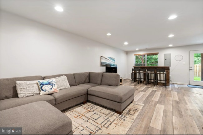 Building Photo - 9315 Dawkins Crest Cir Unit 9315 Dawkins Crest Cir