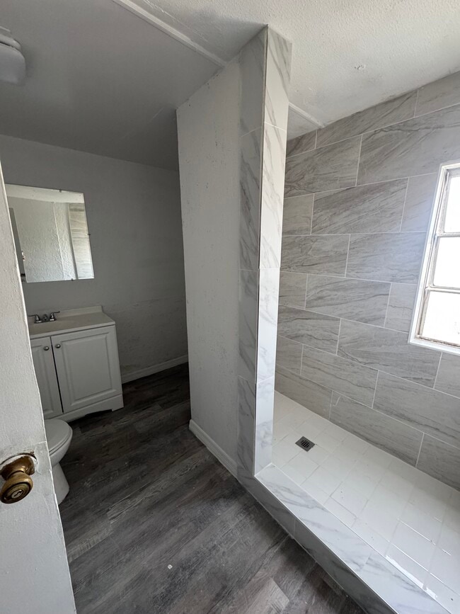 Photo - 131 Montego Dr