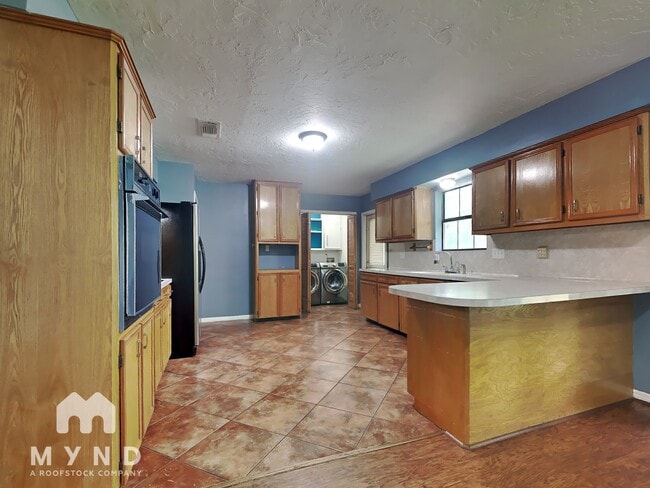 Photo - 23640 1st St