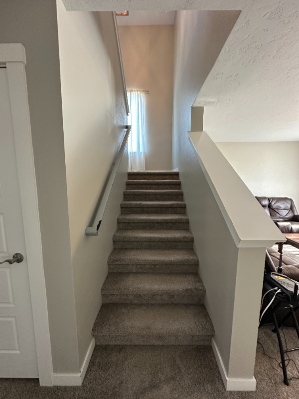 Photo - 700 SW Portal St