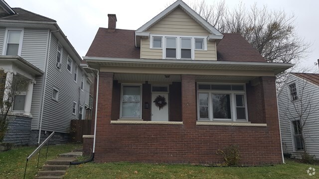 Building Photo - 16 N High St Rental