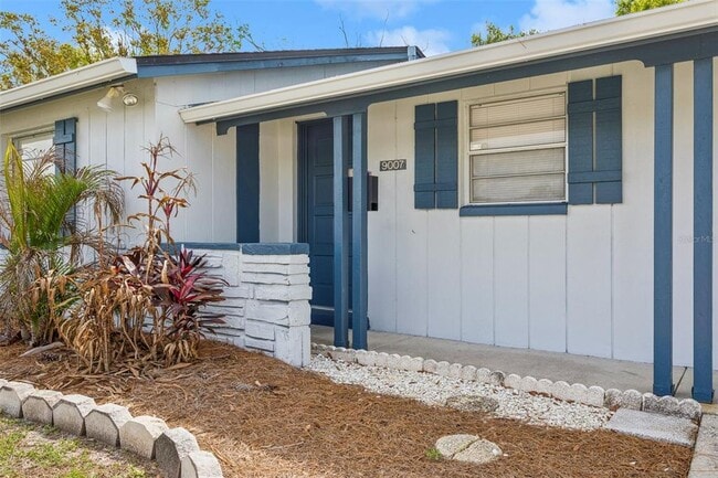 Photo - 9007 Tree Valley Cir