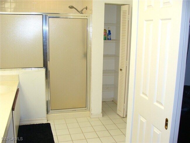 Building Photo - 857 Reef Point Cir