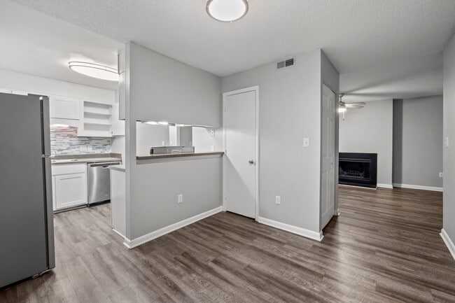 Photo - Bryan Woods Apartment