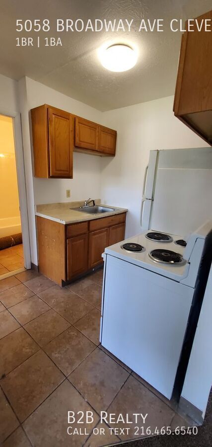 Photo - 5058 Broadway Ave Unidad 7