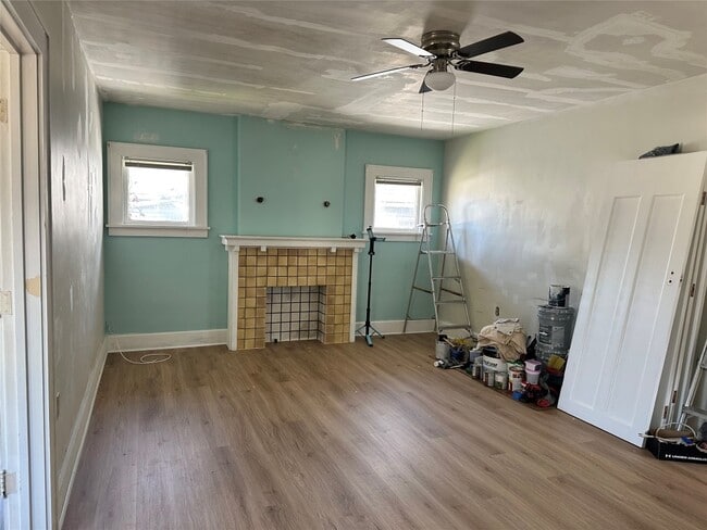 Photo - 263 W 29th St