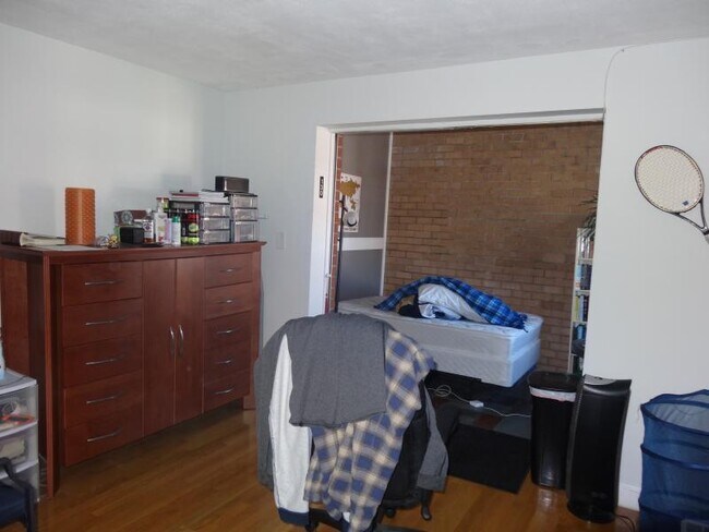 Photo - 9 Commonwealth Ct Unidad 14 Rental