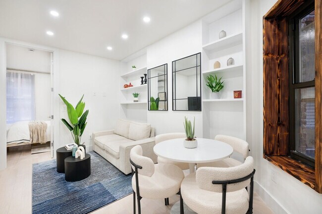 Photo - 515 W 48th St Unidad FL4-ID1022030P