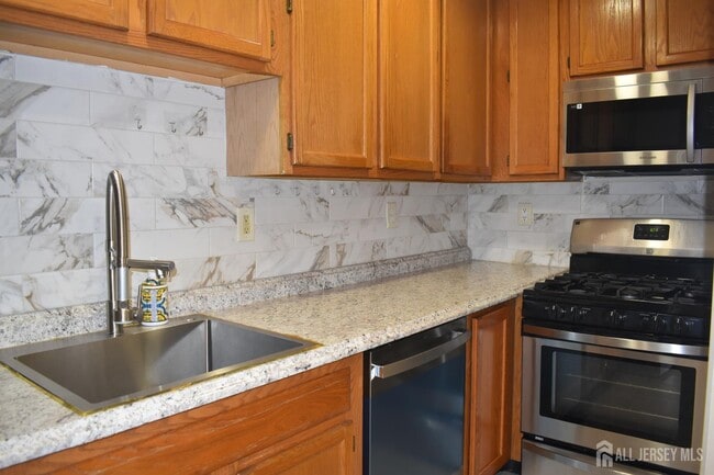 Photo - 4410 Birchwood Ct