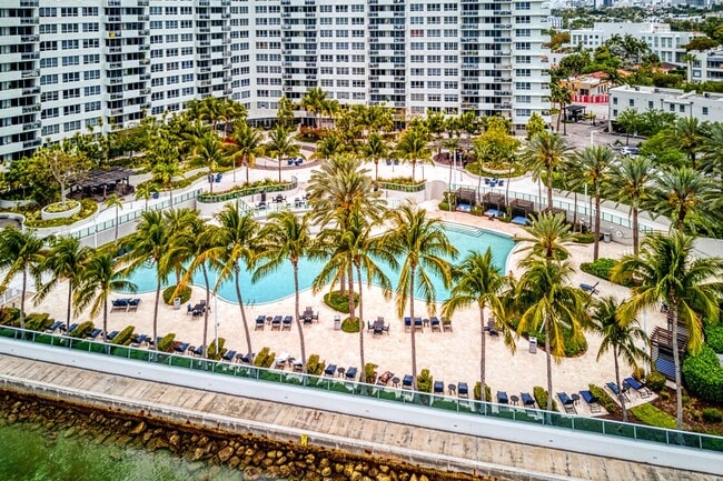 Photo - 1500 Bay Rd Unidad 714 Rental