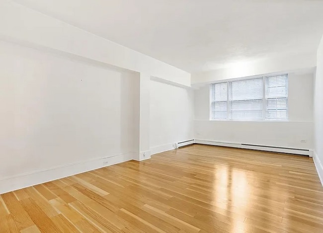 Building Photo - 50 Follen St Rental