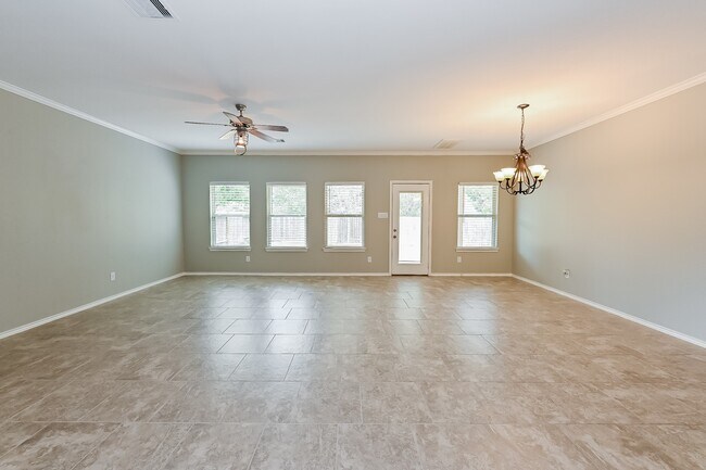 Photo - 111 Meadow Mill Dr