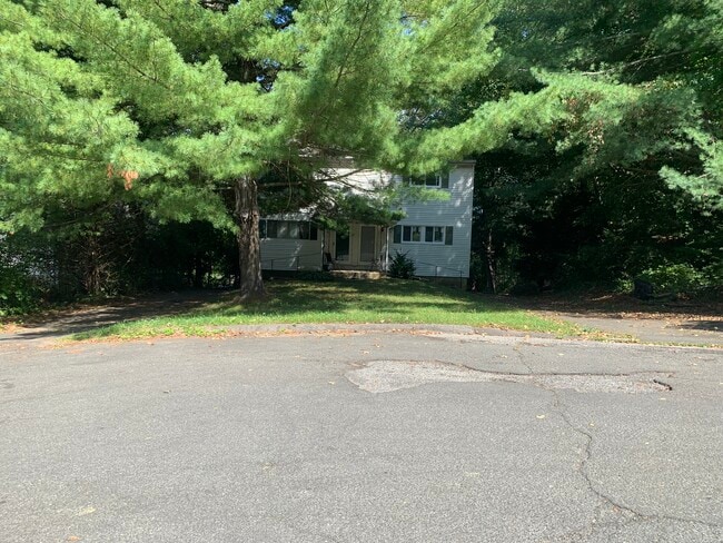 64 Knollwood Dr Unit 64 Knollwood Drive