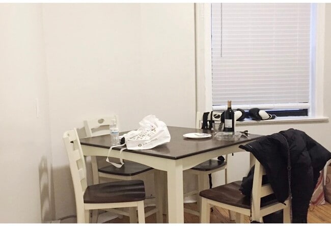 Photo - 917 W Waveland Ave Unit 2C