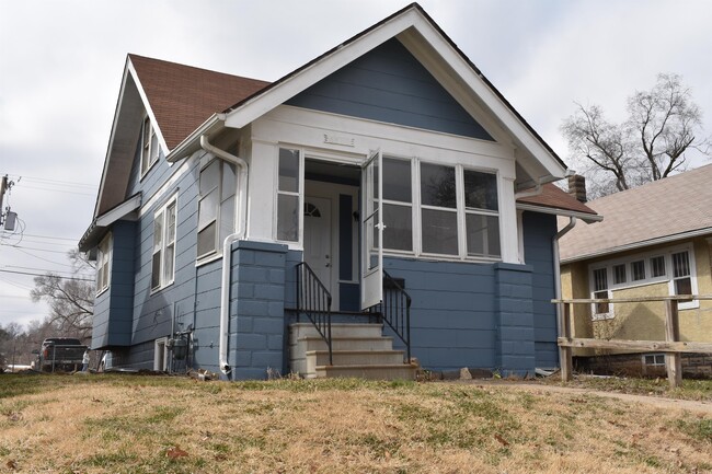 Building Photo - 5360 N 29th St