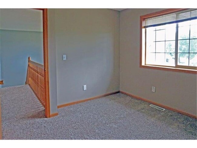 Photo - 23179 Arrowhead St NW