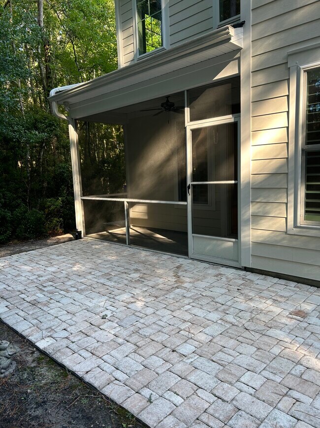 Photo - 3380 Eastman Dr