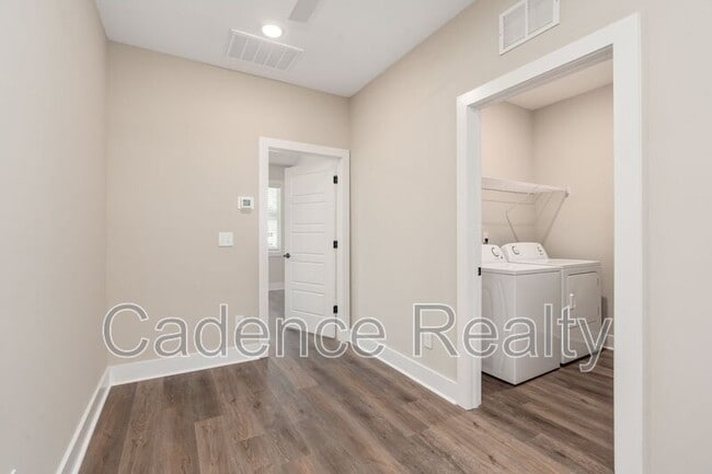 Photo - 1723 Perimeter Lp