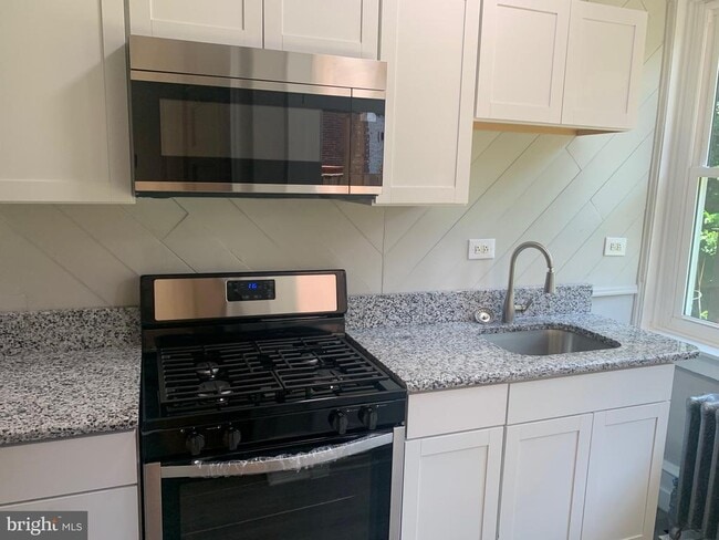 1304 N Clayton St Unidad 1