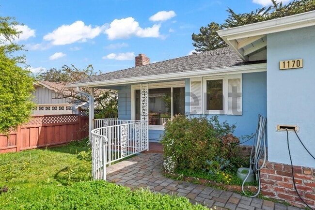 Photo - 1170 Glenview Dr