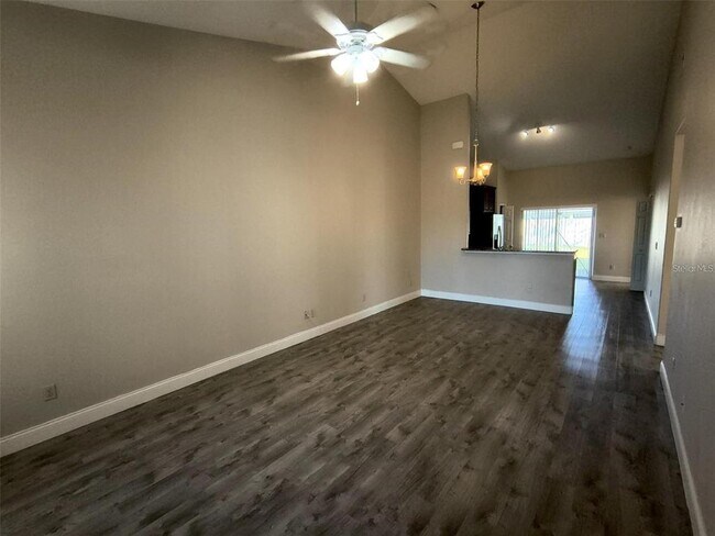 Photo - 13 Wood Amber Ln