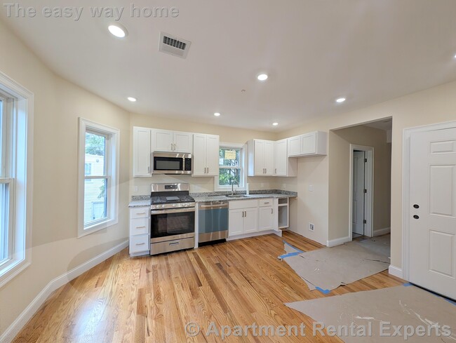 Photo - 22 Holyoke Rd Unit 2