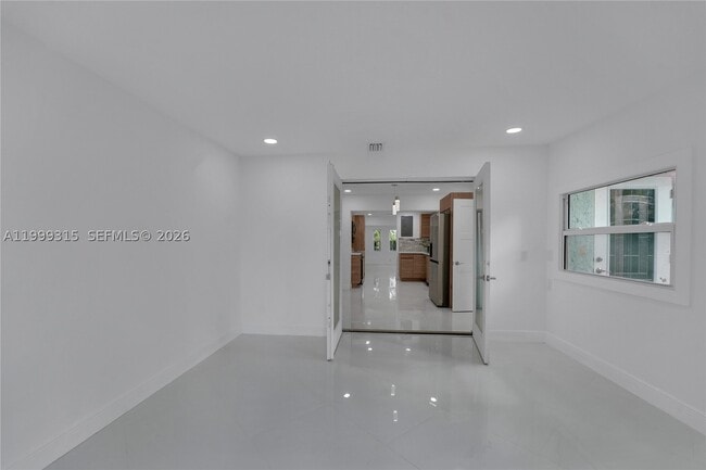 1137 SW 8th Ave