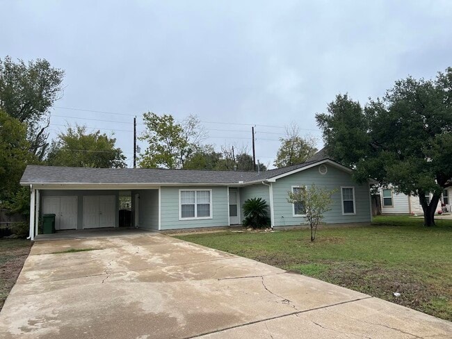 Building Photo - 112 Highland Dr