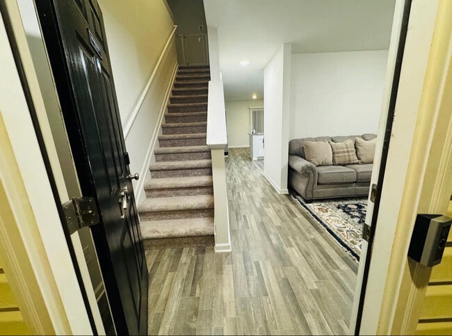 Photo - 126 Evonshire Blvd