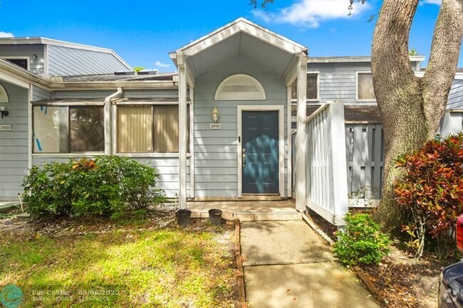 Building Photo - 2035 Winners Cir Rental
