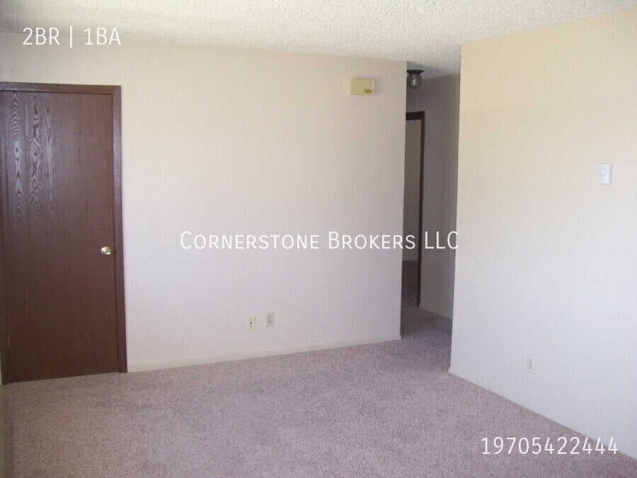 Photo - 256 Applewood Ct