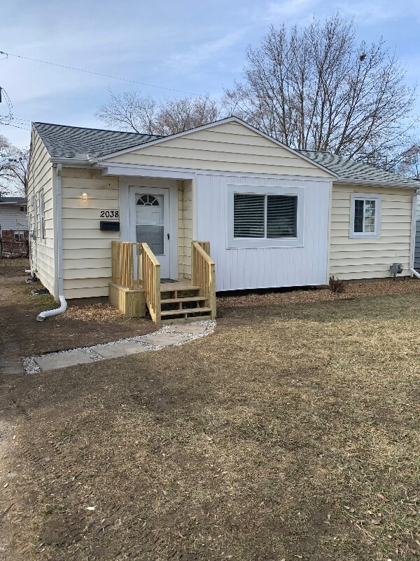 2038 Wood Ln Rental House Rental in Flint, MI