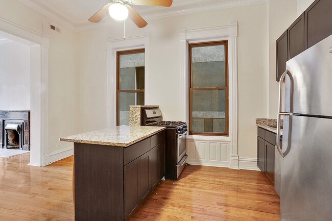 Photo - 2050 W North Ave Unit 3