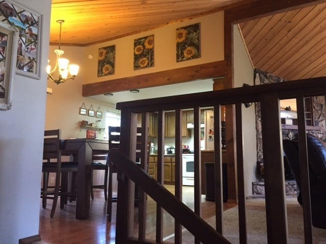 Photo - Rare short term lease with this 3/2 in Lake of the PInes - May or June-October