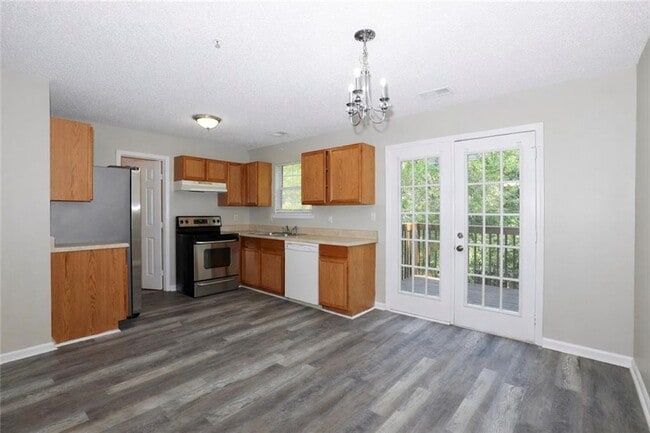 Photo - 1226 Pinedale Cir NW