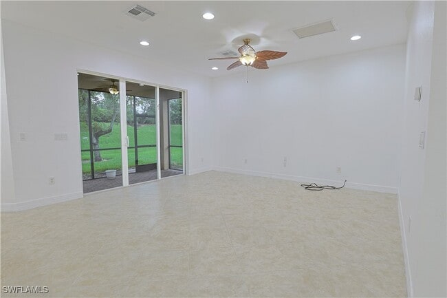 Photo - 10391 Carolina Willow Dr