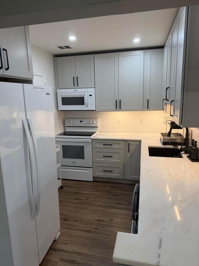Photo - 2210 NE 67th St Unit 1230