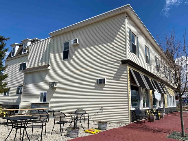 4 Martin St Unit 4