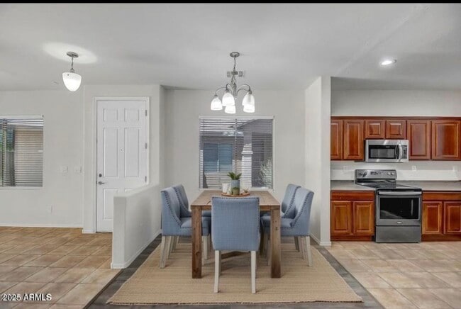 Photo - 1623 W Owens Way