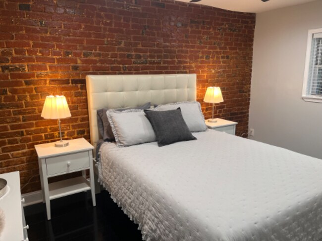 Photo - 3606 New Hampshire Ave NW