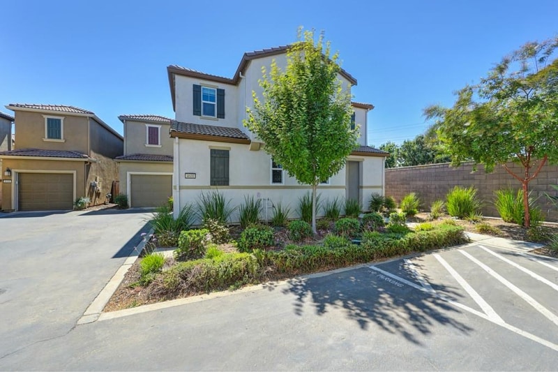 4600 Ocean Ln